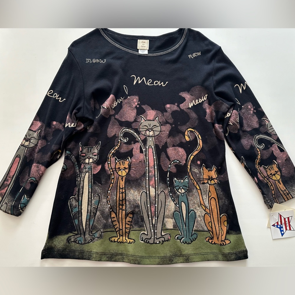 NWT Jess and Jane Cat rhinestone blouse.